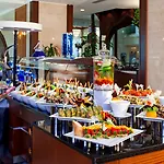 Crowne Plaza By Ihg מלון אנטליה