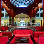 Crowne Plaza By Ihg מלון 5*