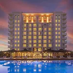 Crowne Plaza By Ihg
