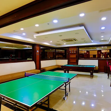Crowne Plaza By Ihg Отель 5*