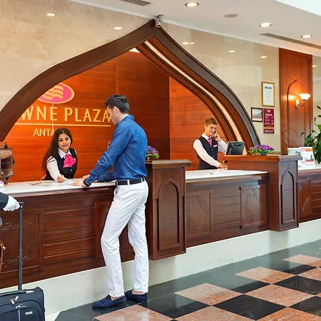 Отель Crowne Plaza By Ihg