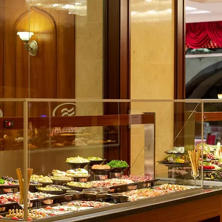 Отель Crowne Plaza By Ihg