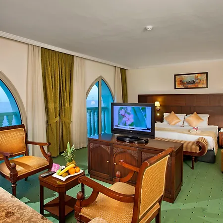 Crowne Plaza By Ihg