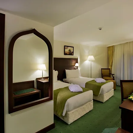 Crowne Plaza By Ihg Hotel 5*
