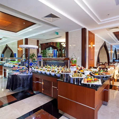 Hotel Crowne Plaza By Ihg 5*