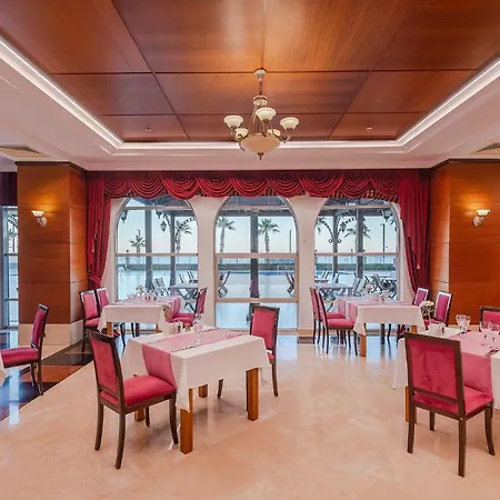 Hotel Crowne Plaza By Ihg Antalya