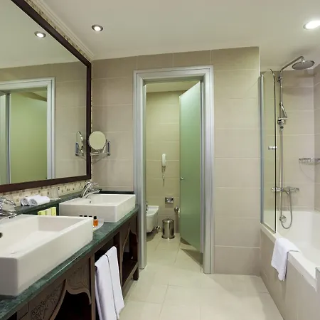 Ξενοδοχείο Crowne Plaza By Ihg 5*
