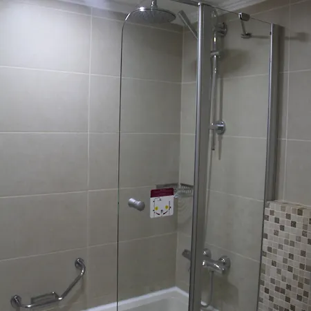 Crowne Plaza By Ihg Ξενοδοχείο
