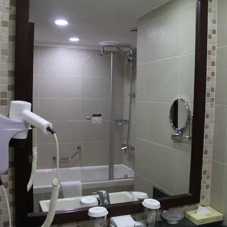 Crowne Plaza By Ihg 5*