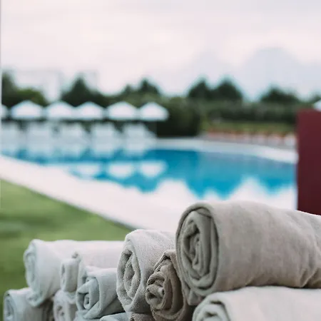 Crowne Plaza By Ihg 5*