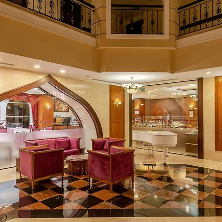Crowne Plaza By Ihg