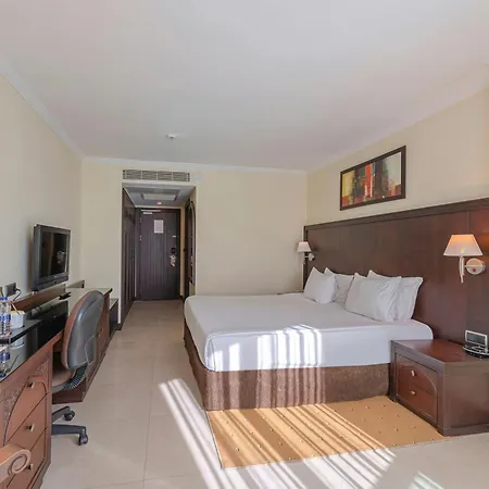Crowne Plaza By Ihg