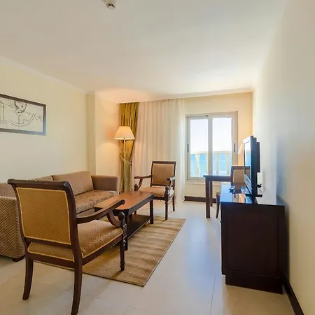 Crowne Plaza By Ihg Hotel