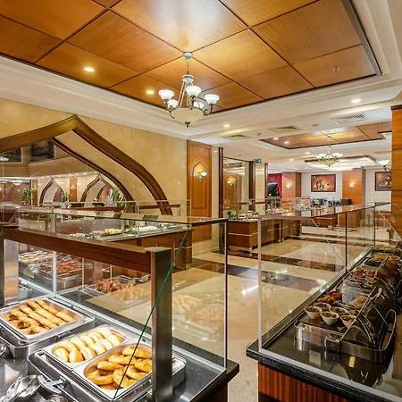 Crowne Plaza By Ihg