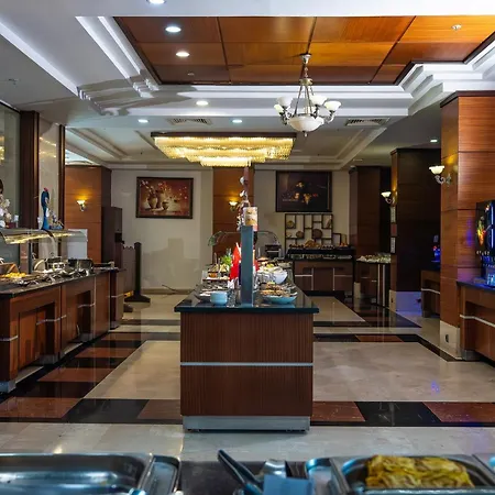 Hotel Crowne Plaza By Ihg 5*