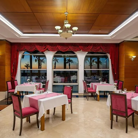 Crowne Plaza By Ihg