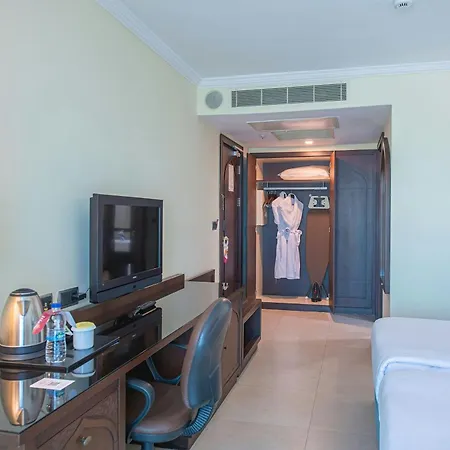 Hotel Crowne Plaza By Ihg Antalya