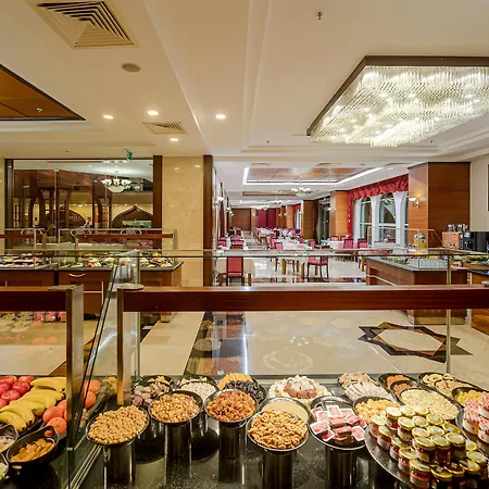 Crowne Plaza By Ihg 5*