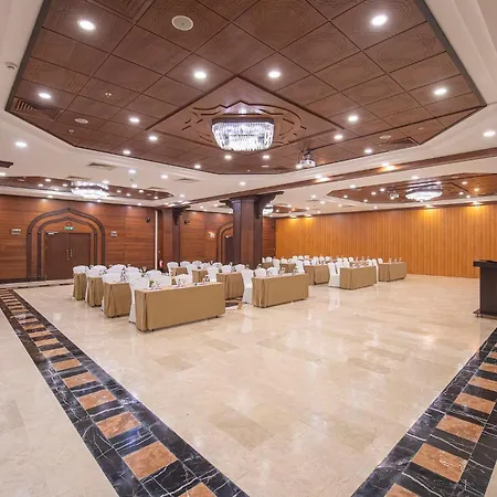 Crowne Plaza By Ihg Hotel 5*