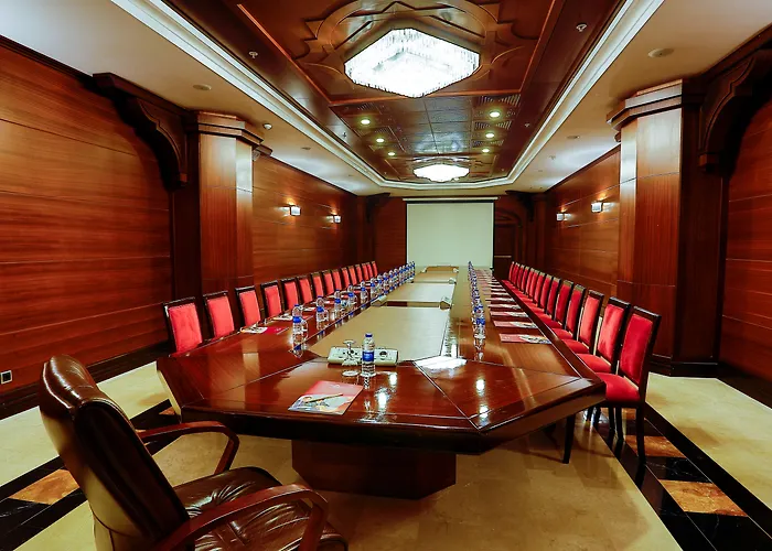 Crowne Plaza By Ihg Hotel