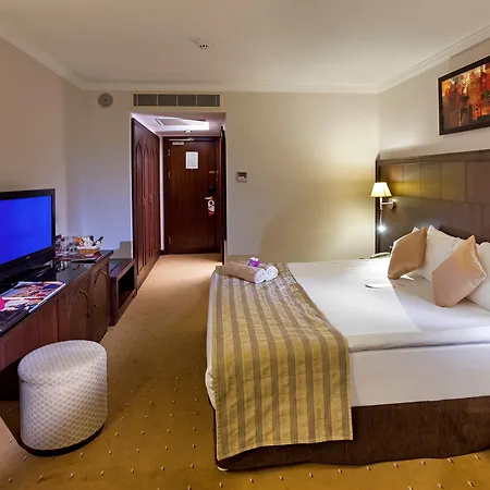 Hotell Crowne Plaza By Ihg Antalya