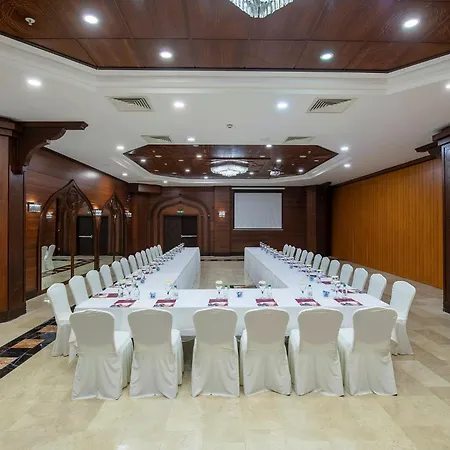 Hotel Crowne Plaza By Ihg 5*